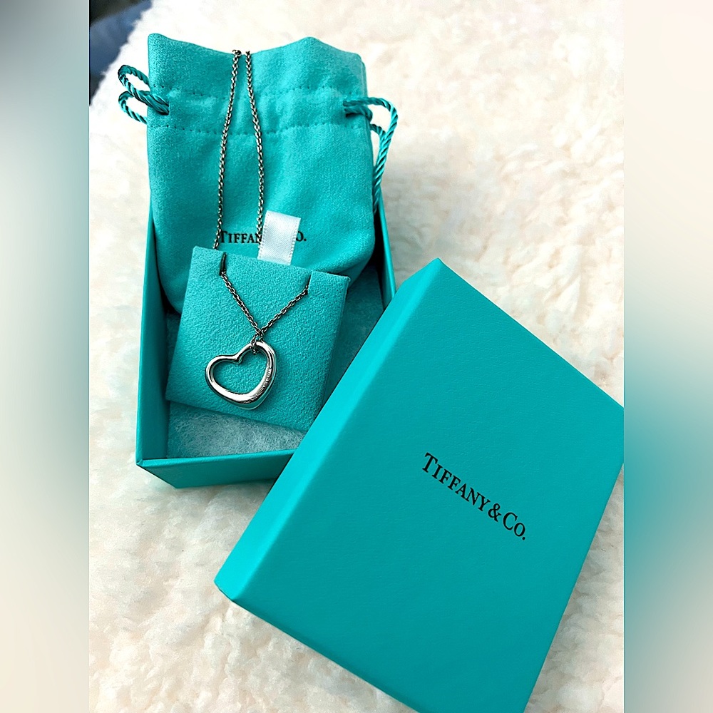 Tiffany's Elsa Peretti 11 mm open heart 925 silver necklace
